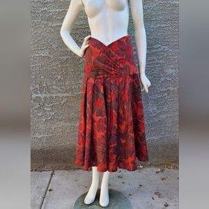 Beautiful vintage 1970s Sebastian length skirt.‎ Made in Italy